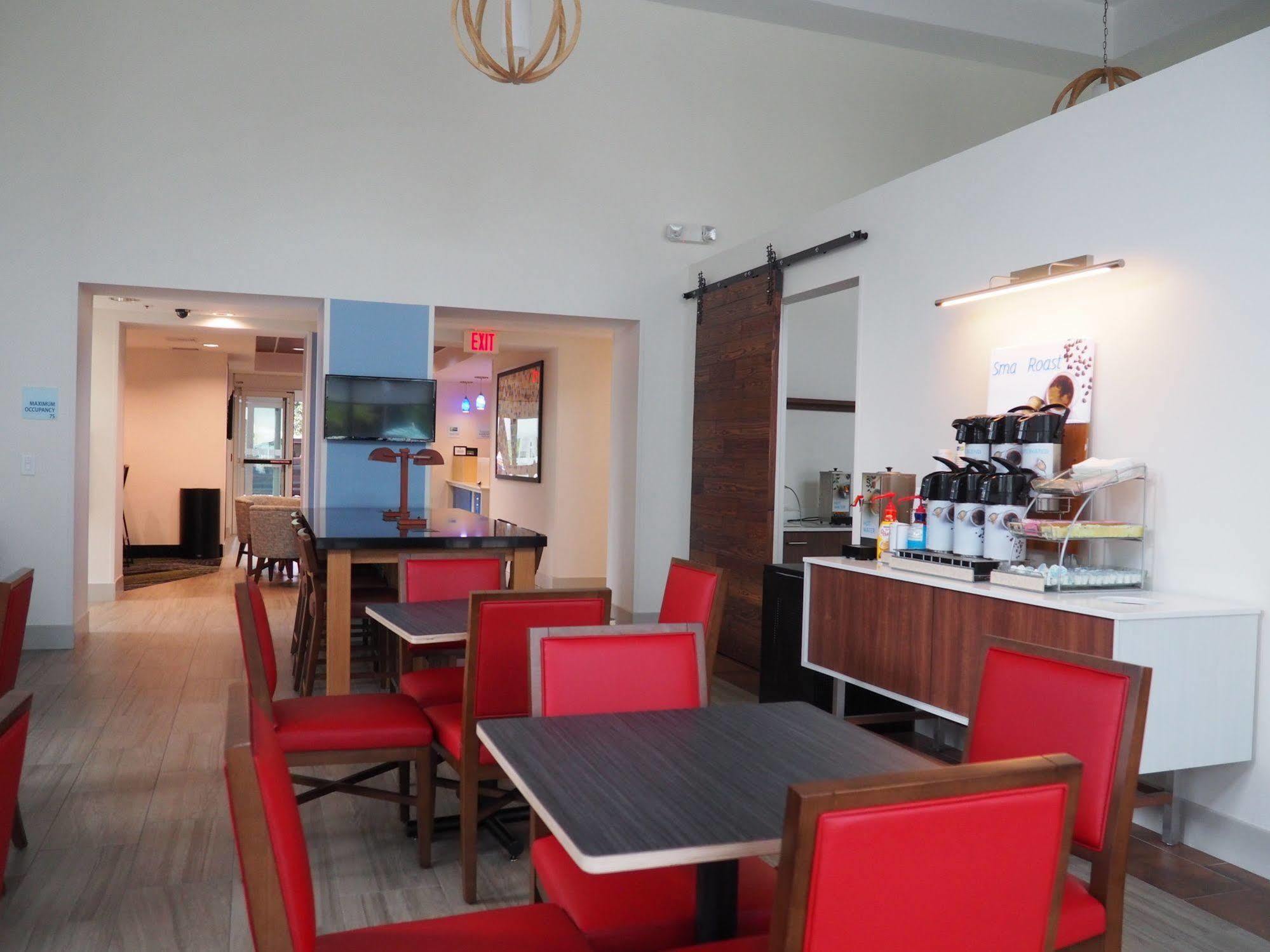 Holiday Inn Express Hotel & Suites Jacksonville North-Fernandina By Ihg Yulee Esterno foto
